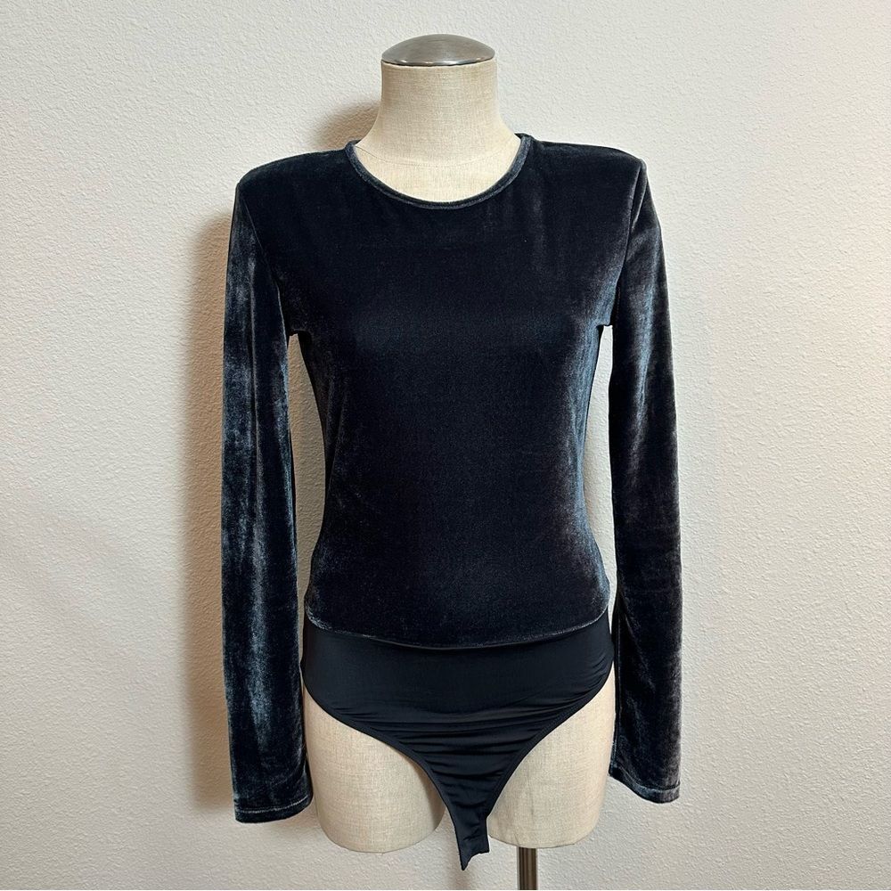 NWOT Zara Velvet Shoulder Pad Bodysuit 185